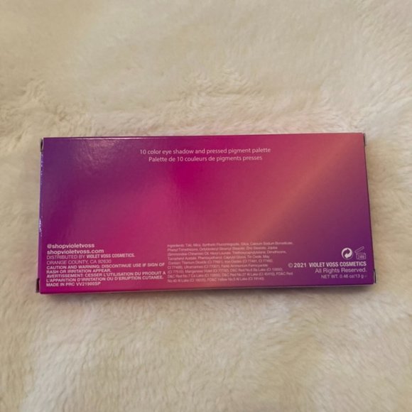 Violet Sunset Eye Shadow and Pressed Pigment Palette - Picture 4 of 4